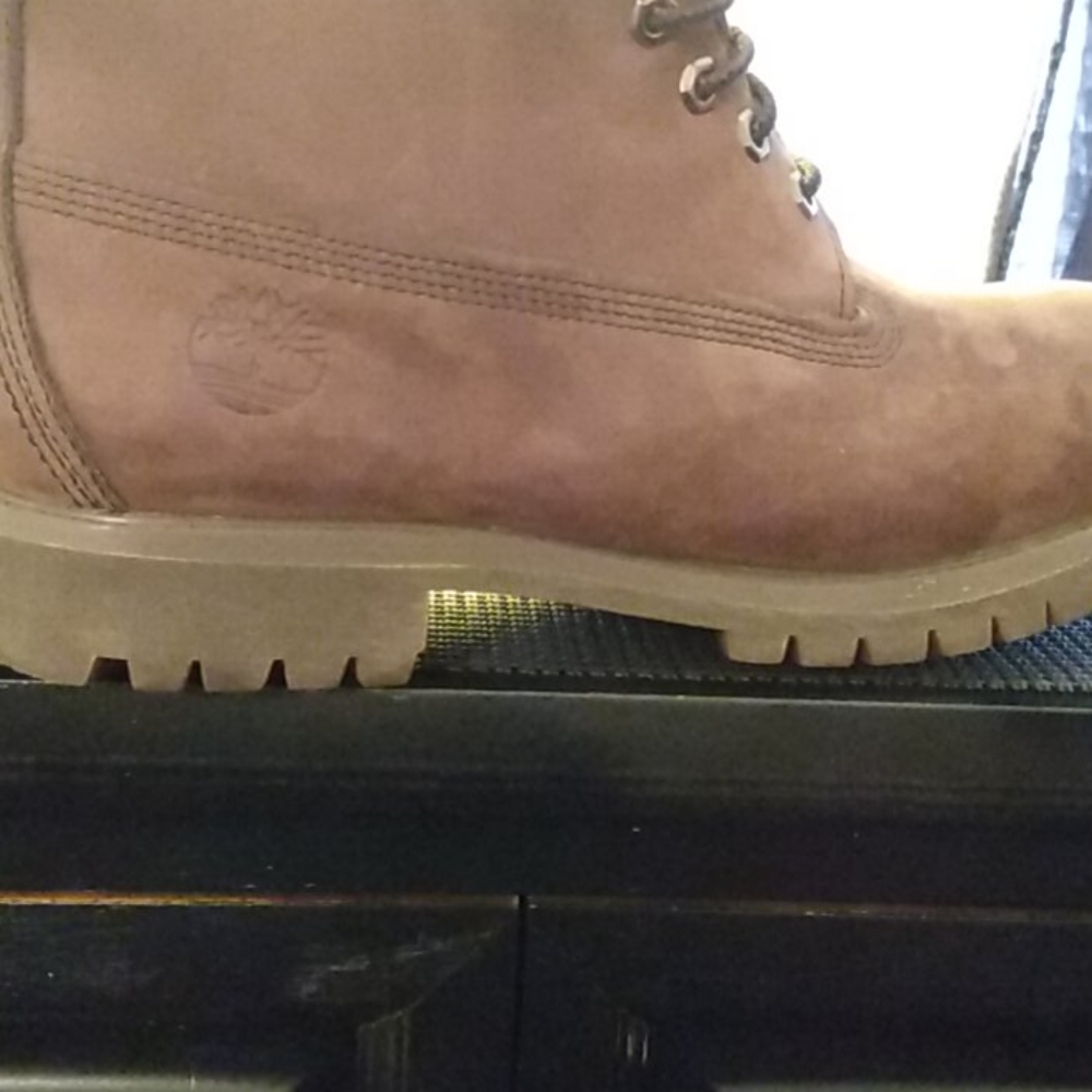 Nice Timberland boots - Picture 7 of 8